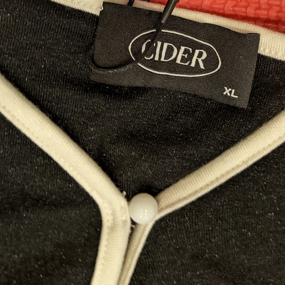 BNWT Y2K Style Sparkly Black Cotton Cardigan with White Contrast & Buttons L/XL - Picture 12 of 13